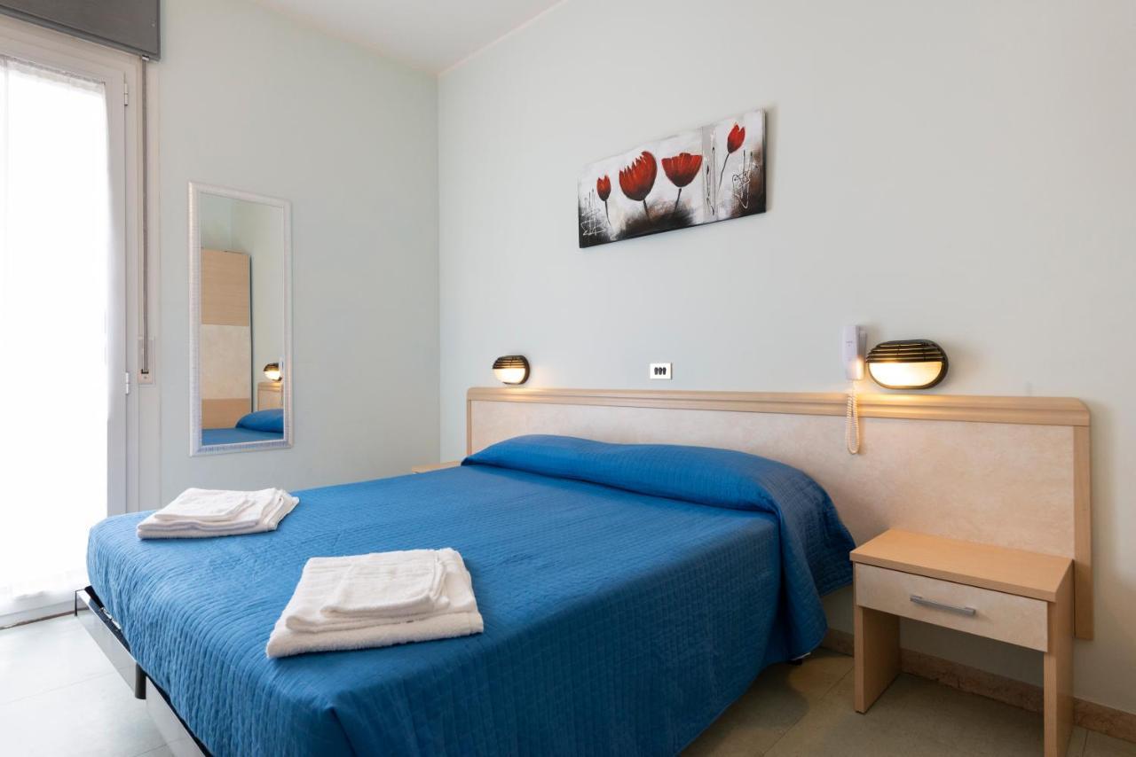 Hotel Olympic Milano Marittima Kültér fotó
