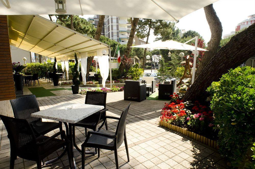 Hotel Olympic Milano Marittima Kültér fotó