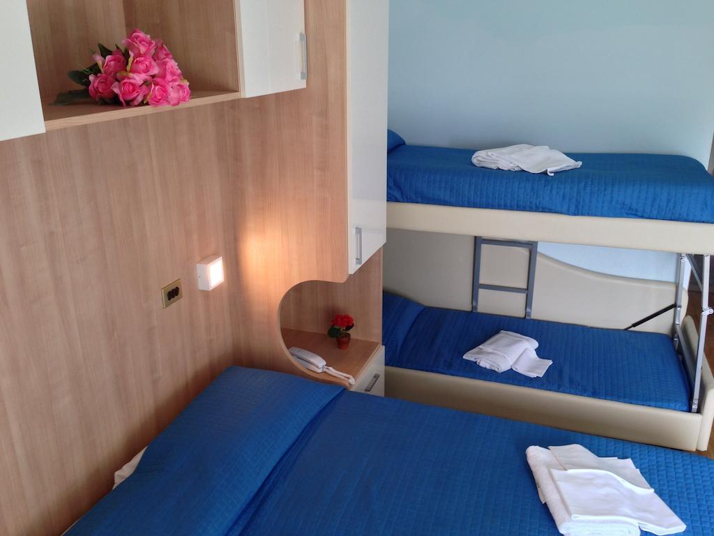 Hotel Olympic Milano Marittima Kültér fotó