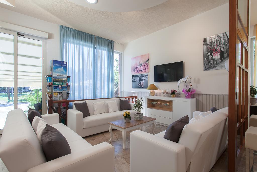 Hotel Olympic Milano Marittima Kültér fotó