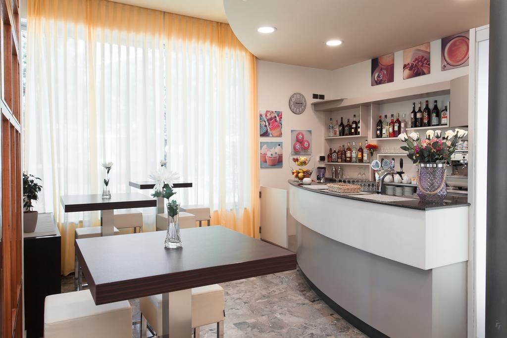 Hotel Olympic Milano Marittima Kültér fotó