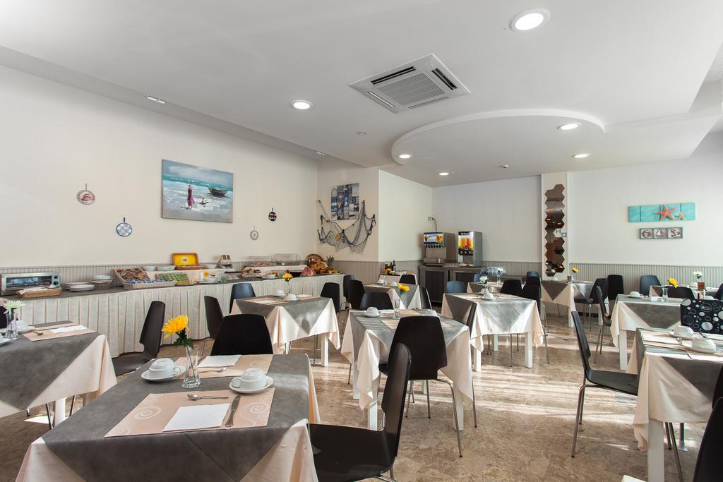 Hotel Olympic Milano Marittima Kültér fotó