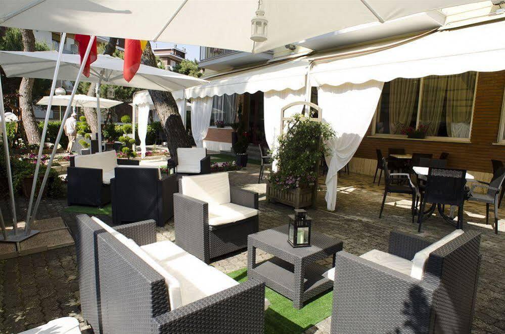 Hotel Olympic Milano Marittima Kültér fotó